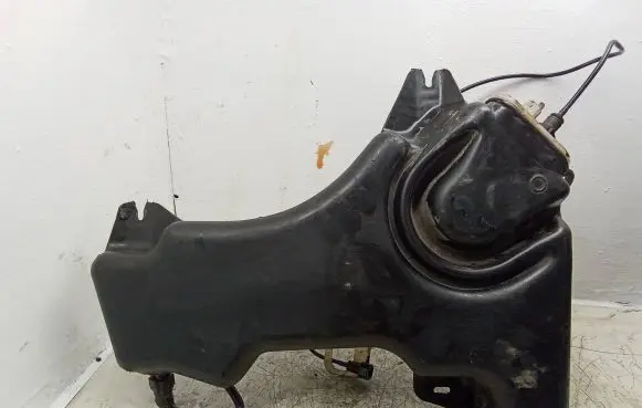 Citroen C5 AdBlue liquid reservoir 09830029900 9681947180