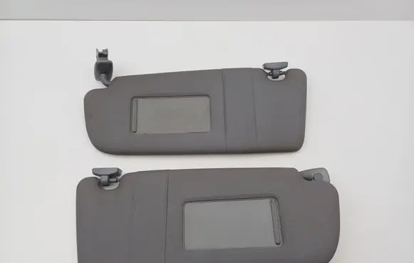 Sun visor