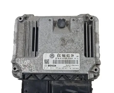 Volkswagen Touran I Engine control unit/module 03G906021RN 03G906021AB 0281014128