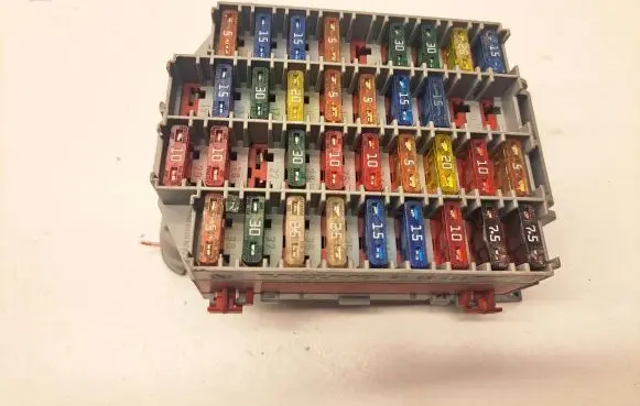 Volvo V70 Fuse box set 9162439