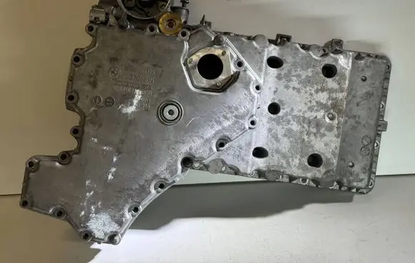 BMW 6 F12 F13 Oil sump 7621070 7570691