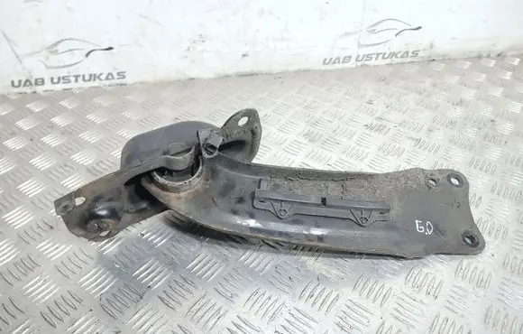 Volkswagen PASSAT B7 Rear upper control arm/wishbone