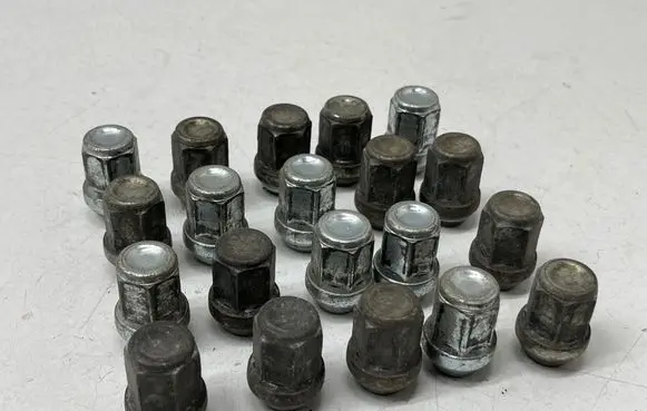 Ford Mondeo MK V Nuts/bolts 