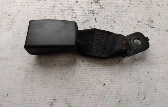 Mitsubishi Colt Front seatbelt buckle A4548601005 240506 MN108401