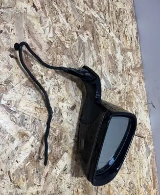 Front door electric wing mirror