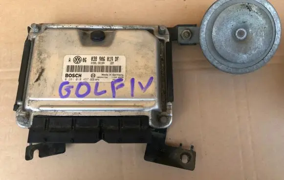Volkswagen Golf IV Engine control unit/module 038906019DF