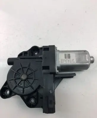 Volvo S70 V70 V70 XC Front door window regulator motor 970713102