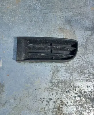 Volkswagen Polo IV 9N3 Front bumper lower grill 6Q0853665 DNW13060