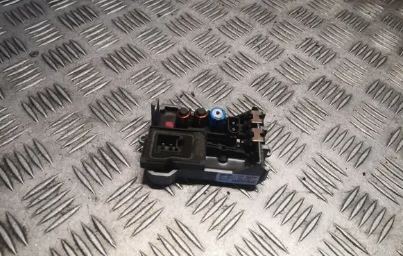 Mercedes-Benz E W211 Heater blower motor/fan resistor 2308216351 A2308216351