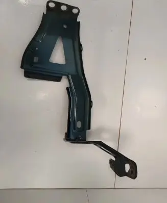 Audi e-tron Fender mounting bracket 4KE803504