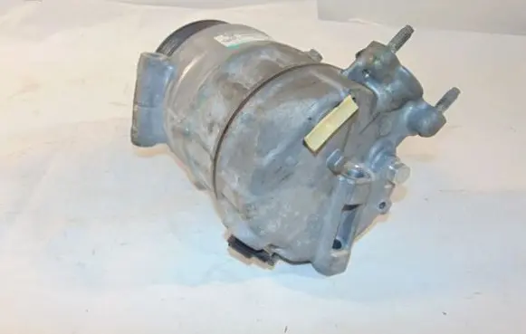 Jaguar XK - XKR Air conditioning (A/C) compressor (pump) C2D20754 8W839D69AD LR030218