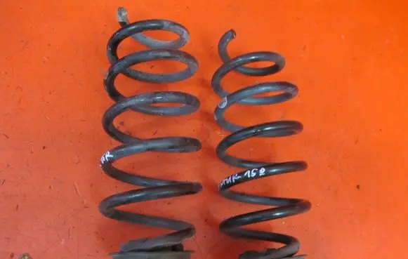 Renault Captur Rear coil spring CAPTURSPREZYNYTYL