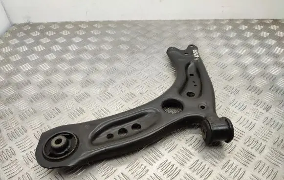 Skoda Octavia Mk3 (5E) Front lower control arm/wishbone
