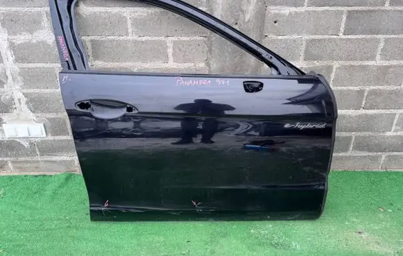Porsche Panamera (971) Front door 971831310A