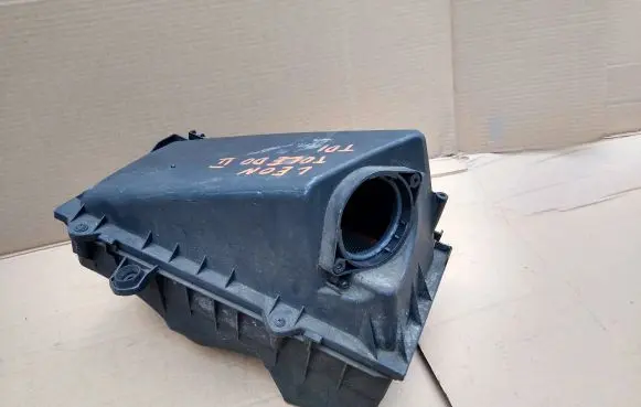 Seat Toledo II (1M) Air filter box 1J0129607N