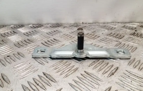 Audi A1 Trunk lock loop 8P4827507