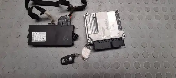BMW 3 E90 E91 Engine ECU kit and lock set 7809000 7809822 9147195