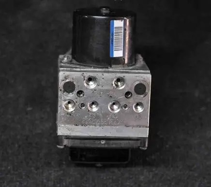 Volkswagen PASSAT B6 ABS Pump 3C0614109C