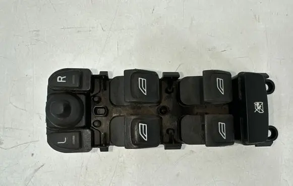 Volvo V70 Electric window control switch 30773269
