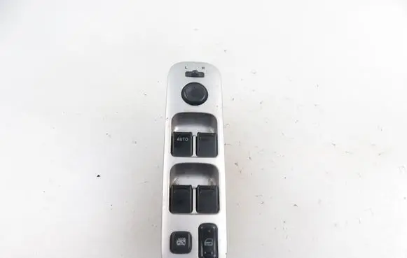Suzuki Liana Electric window control switch 