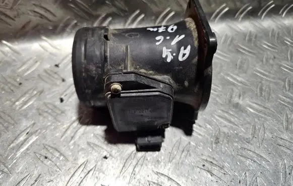 Audi A4 S4 B6 8E 8H Mass air flow meter 058133471