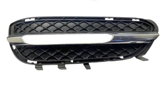 Mercedes-Benz E W212 Front bumper lower grill A2128851723