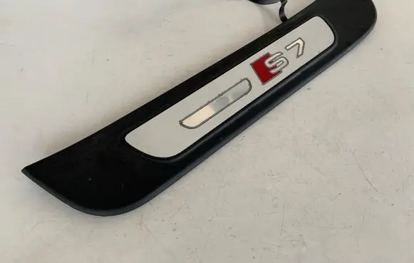 Audi A7 S7 4G Rear sill trim cover 4G8947423D 4G8853375C