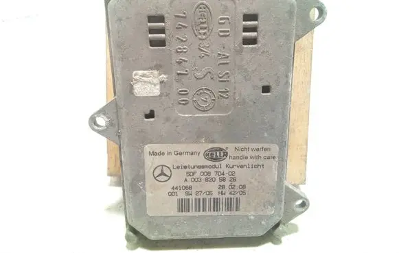 Mercedes-Benz CLS C219 Headlight ballast module Xenon A0038205826 5df00870402