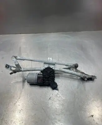 Front wiper linkage and motor
