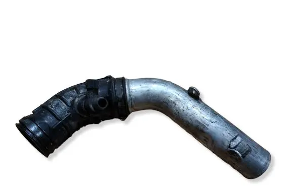 Volvo V70 Turbo air intake inlet pipe/hose 30636854