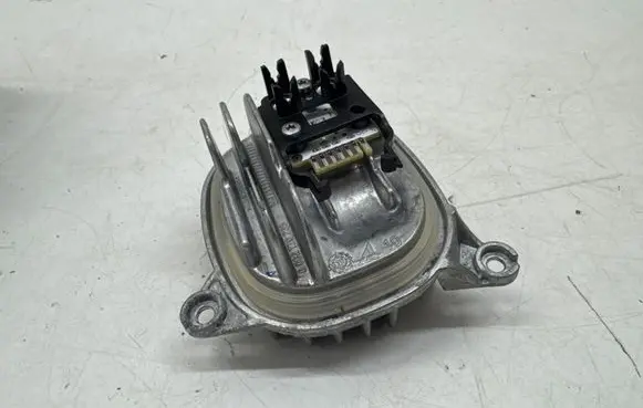 BMW iX3 G08 Headlight ballast module Xenon 6002TZ0 6002235