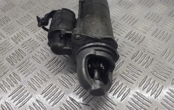 Opel Signum Starter motor 55350543