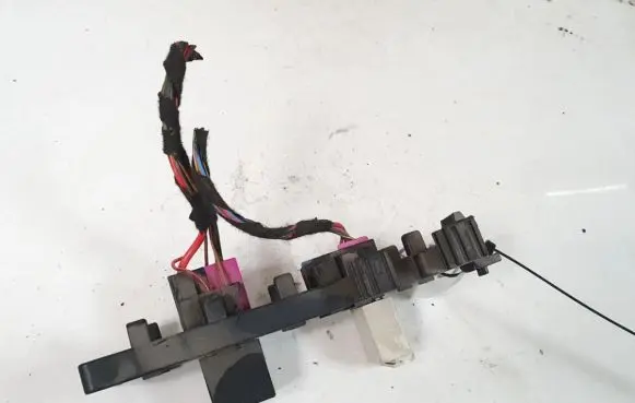 Skoda Octavia Mk2 (1Z) Fuse box set 1k1937503