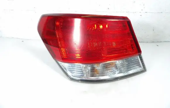 Subaru Legacy Rear/tail lights 220-20068