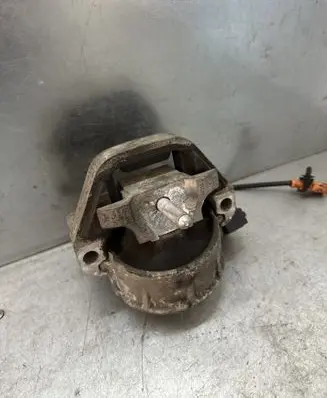 Audi A6 S6 C7 4G Engine mount bracket