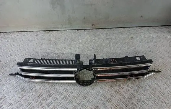 Volkswagen Touran III Front bumper upper radiator grill 5TA853653B