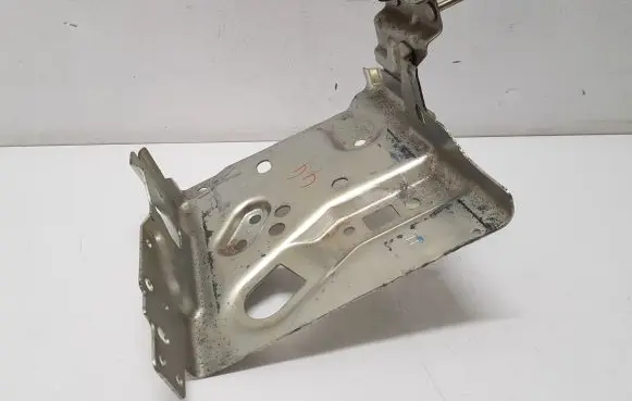 Nissan X-Trail T32 Battery tray 