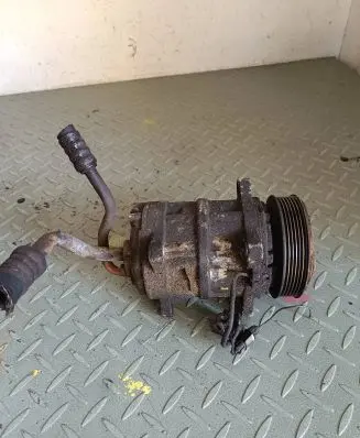 Volvo S70 V70 V70 XC Air conditioning (A/C) compressor (pump)