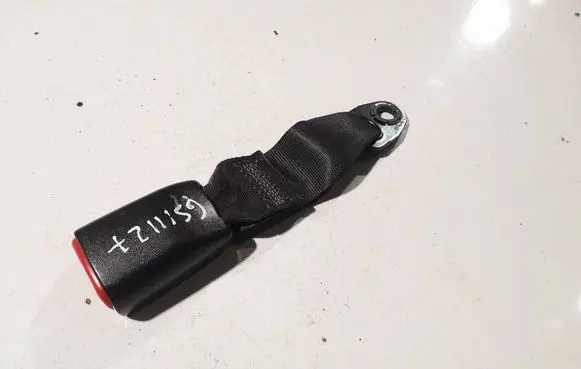Chevrolet Captiva Middle seatbelt buckle (rear)