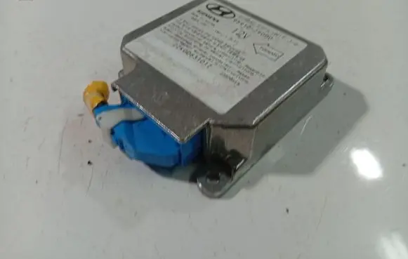 Hyundai Lantra II Airbag control unit/module 9591029000
