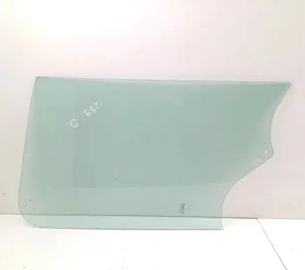Nissan NV400 Front door window glass four-door 43R001583