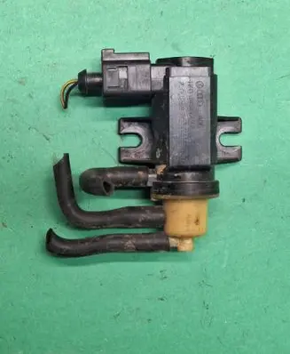 Volkswagen Caddy Turbo solenoid valve 1K0906627A