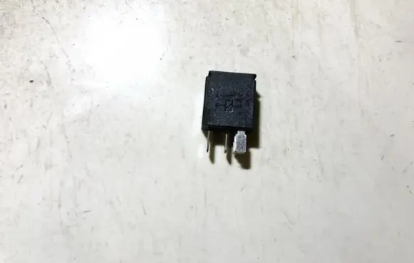 Volvo S80 Other relay 9441161 4rd00781400