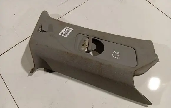 Volkswagen Touareg I (D) pillar trim (bottom) 7L0868311