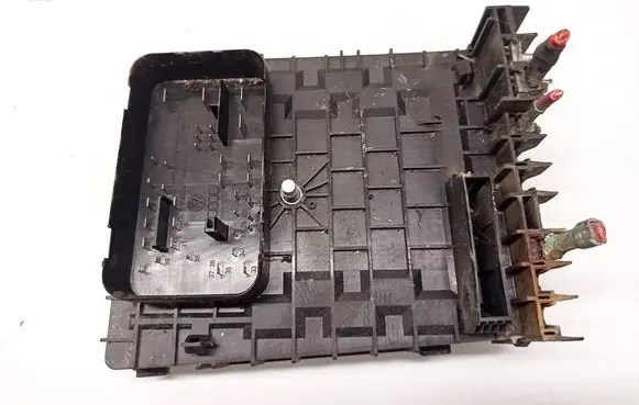 Skoda Octavia Mk2 (1Z) Fuse box set 1k0937125