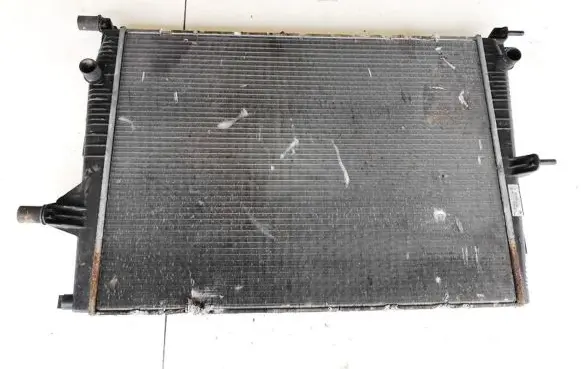 Coolant radiator