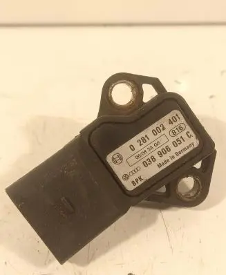 Volkswagen Jetta V Air pressure sensor 038906051C 0281002401