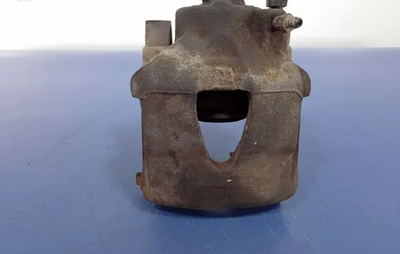 Skoda Octavia Mk1 (1U) Front brake caliper