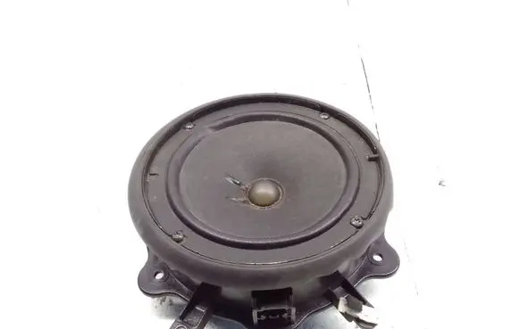 Audi A3 S3 8P Front door speaker 8E0035411A