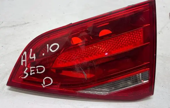 Audi A4 S4 B8 8K Tailgate rear/tail lights 8K545094D